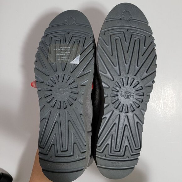 NEW UGG Cory II Classic Boots Womens 11 Cozy Fur Shearling Suede Outdoors - Picture 7 of 9